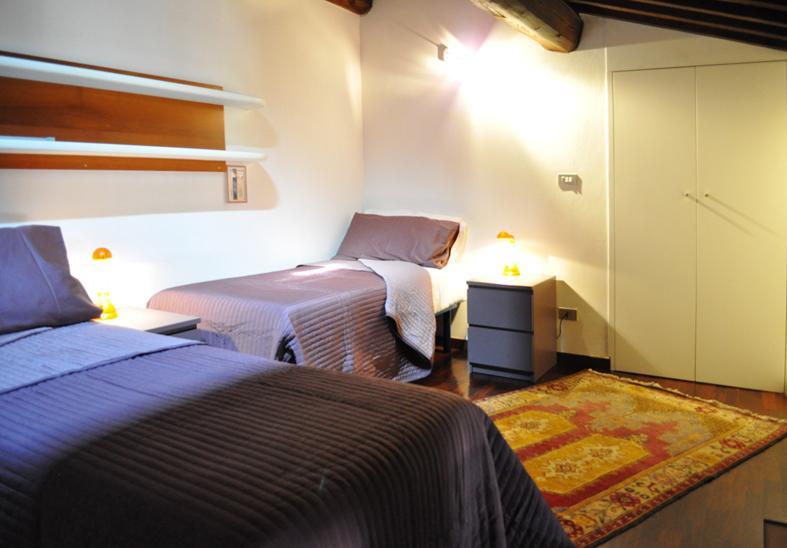 Apartamento La Domus Picta Verona Habitación foto