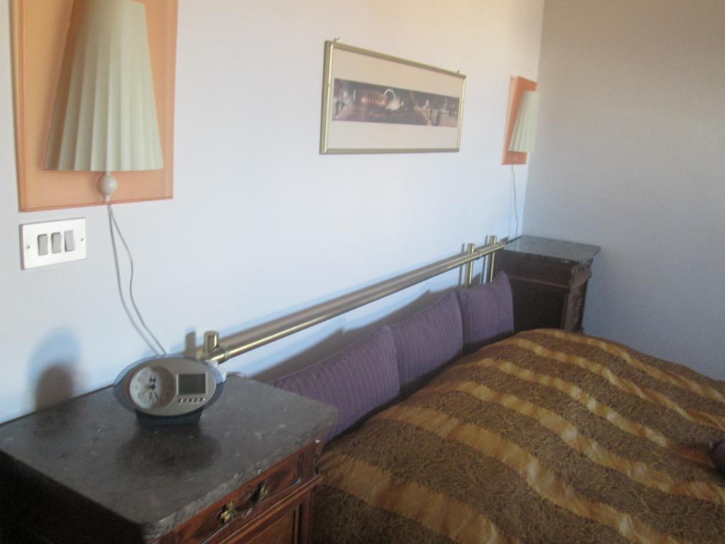 Apartamento La Domus Picta Verona Exterior foto