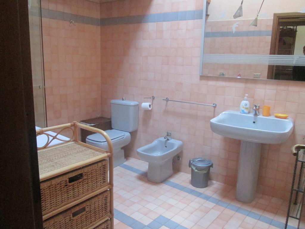 Apartamento La Domus Picta Verona Exterior foto